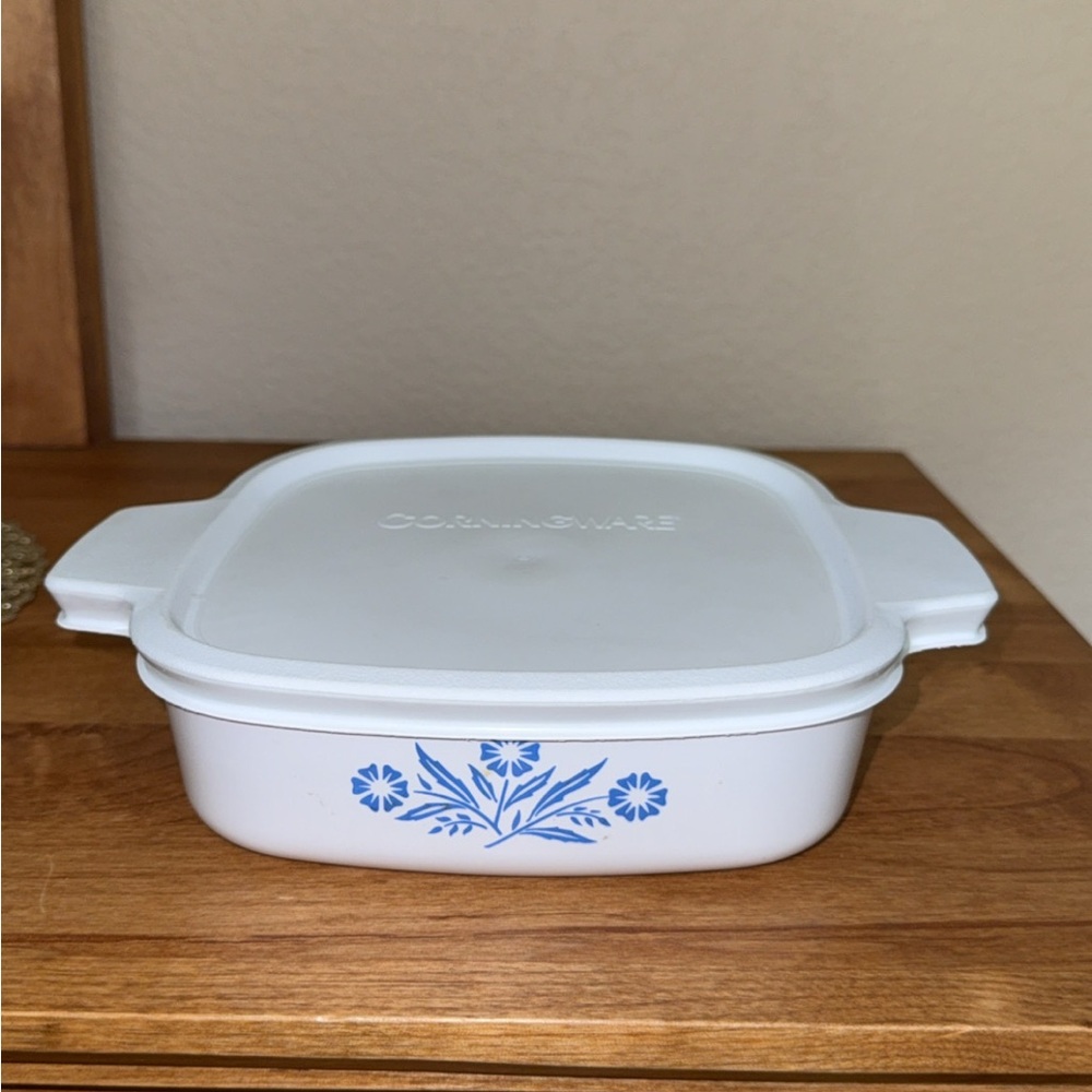 Vintage Corning Ware Blue Cornflower A-1-B 1 Quart Casserole With Lid